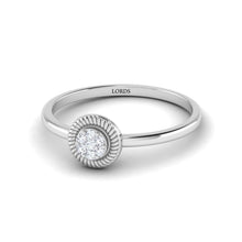 Mistress Bee Diamond Ring lordsjewels