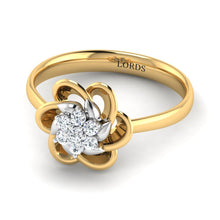 Diamond Studded Flower Ring lordsjewels