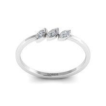 Rising Petals Diamond Ring lordsjewels